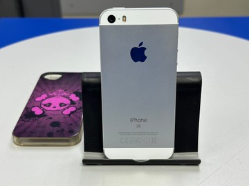 Б/в Мобільний телефон Apple iphone se 1 64gb 01-201179585