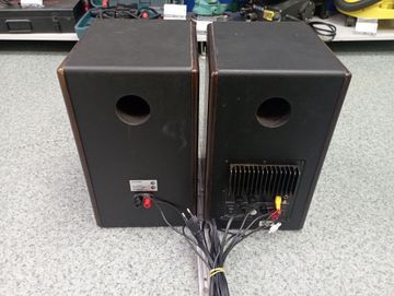 01-200600815: Microlab solo-6