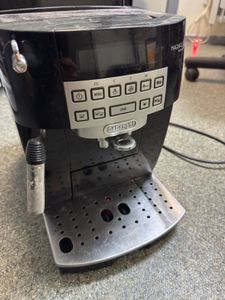 01-200744870: Delonghi magnifica s plus ecam 22.320.b