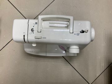 01-200747408: Singer simple 3223