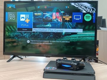 01-200630404: Sony playstation 4 slim 500gb