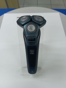 01-200775191: Philips shaver series 7000 s7786/55