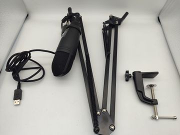 01-200781544: Marantz professional pod pack1