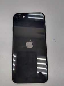 Б/у Мобильний телефон Apple iphone se 2022 64gb 01-200814302