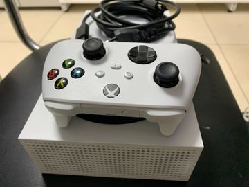 Б/в Ігрова приставка Microsoft xbox series s 512gb 01-200835350