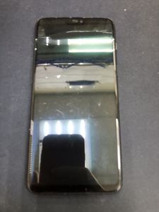 Б/в Мобільний телефон Oneplus 6 a6000 6/64gb 01-200831448