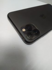 Б/в Мобільний телефон Apple iphone 11 pro 64gb 01-200843469