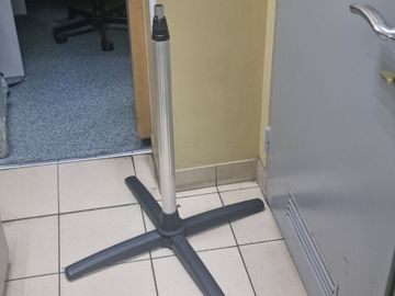 Б/в Обігрівач Ufo star 2900 + ніжка 01-200845936