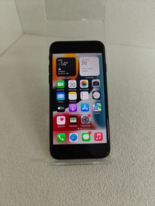 Б/в Мобільний телефон Apple iphone 7 32gb 01-200836068