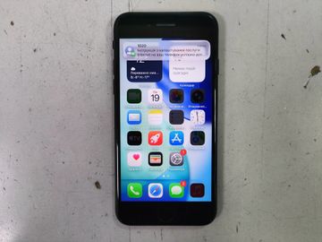 Б/в Мобільний телефон Apple iphone se 2020 64gb 01-200855105