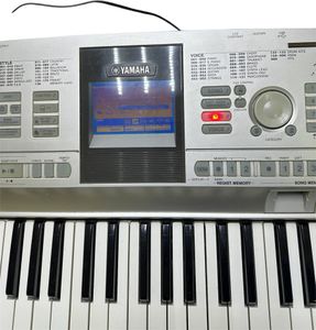 Б/в Синтезатор Yamaha portable grand dgx-305 01-200880562