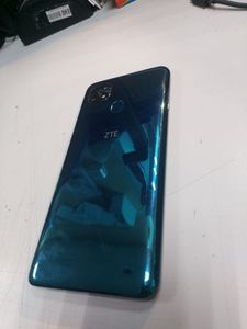 Б/у Мобільний телефон Zte blade 20 smart 4/128gb 01-200890930