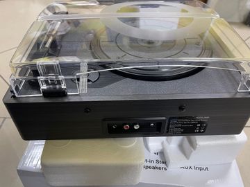 Б/в  Retro Turntable r608 01-200898767