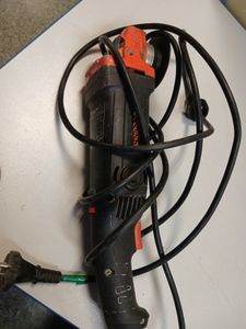 Б/у Угловая шлифмашина Dnipro-M gl-125s 01-200901456