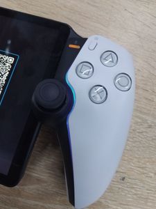 Б/в Ігровий джойстик Sony playstation portal 01-200907387