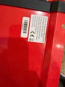 Б/в Інвертор Pni l1200w 12 в 230 в 01-200909883