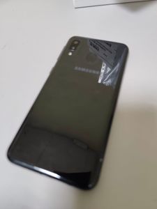 Б/в Мобільний телефон Samsung galaxy a20e sm-a202f 3/32gb 01-200898651