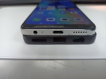 Б/в Мобільний телефон Tecno spark 10 pro 8/256gb 01-200916969