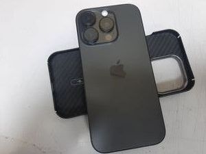 Б/в Мобільний телефон Apple iphone 16 pro 256gb 01-200918804