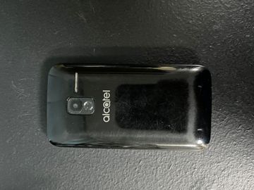 Б/в Мобільний телефон Alcatel 2008g-3ealua1 01-200919981