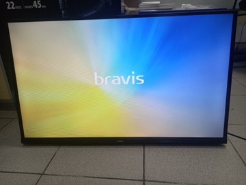 Bravis led-32h7000+t2