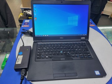 Б/в Ноутбук Dell 15/core i5 8350u ddr4/4gb ddr4/ssd 128 gb/*інтегрована 01-200956962