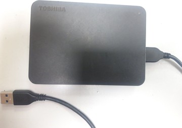 Б/в Жорсткий диск Toshiba canvio basics 2022 4 tb 01-200975914