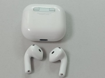 Б/в Навушники Apple airpods 4 01-200974986