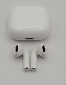 Б/в Навушники Apple airpods 4 01-200918937