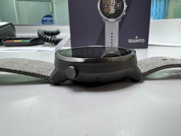 Б/в Смарт годинник Suunto ow185 01-200979350