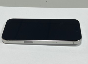 Б/у Мобільний телефон Apple iphone 16 pro 256gb 01-200895824