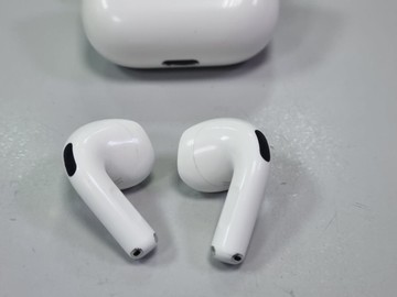 Б/в Навушники Apple airpods 4 01-200958338