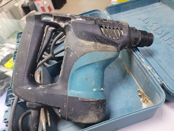 Б/в Перфоратор Makita hr2810 01-200927108
