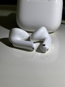 Б/в Навушники Apple airpods 4 01-201056006