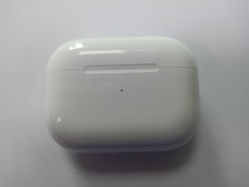 Б/в Навушники Apple airpods pro 2nd generation with magsafe charging case usb-c 01-201062685