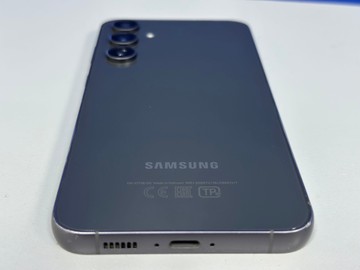 Б/в Мобільний телефон Samsung galaxy s23 fe sm-s711b 8/256gb 01-201067693