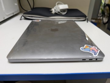 Б/в Ноутбук Apple macbook pro a1989 13,3" core i5 2,3 ghz/ram 16gb/ssd 256gb/intel iris plus graphics 655 01-201101604