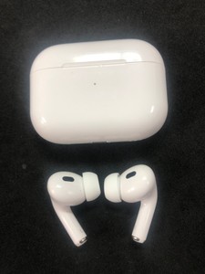 Б/у Навушники Apple airpods pro 2nd generation with magsafe charging case usb-c 01-201143160