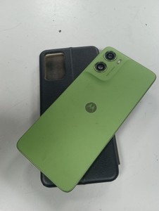 Б/в Мобільний телефон Motorola moto g06 4g 4/64gb 01-201160614