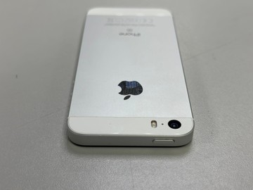 Б/в Мобільний телефон Apple iphone se 1 64gb 01-201179585