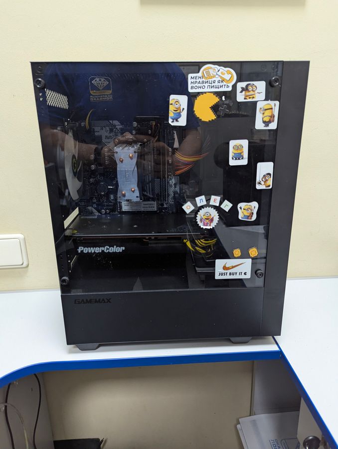 amd ryzen 5 5500/ram 16 gb/hdd відсутній/ssd 512 gb/amd/ ati radeon rx 5700 xt 8gb gddr6 256bit
