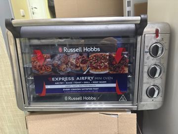 01-200758977: Russel Hobs express airfry 26095-56