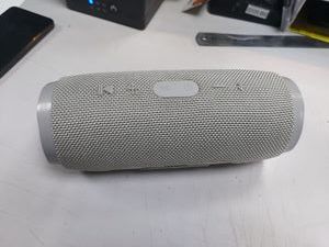 01-200762811: Jbl charge 3