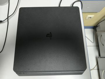 01-200779230: Sony playstation 4 slim 1tb