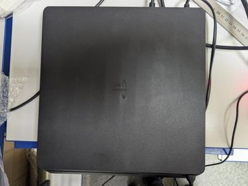 01-200782740: Sony playstation 4 slim 1tb