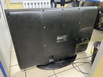 01-200783677: Toshiba 40lv833