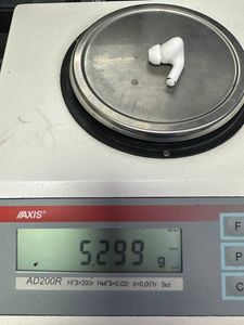 01-200797704: Apple airpods pro 2nd generation