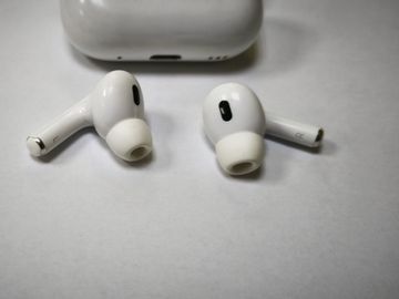 Б/в Навушники Apple airpods pro 2nd generation with magsafe charging case usb-c 01-200801424