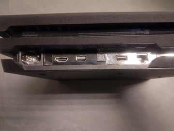 Б/в Ігрова приставка Sony playstation 4 pro 01-200801744