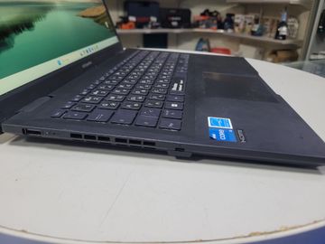 Б/в Ноутбук Asus 15/core i3-n305 ddr5/8gb ddr5/ssd 256 gb/*інтегрована 01-200807987